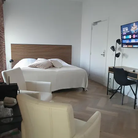 Bed & Breakfast - Eetcafe - Riekelt 3*