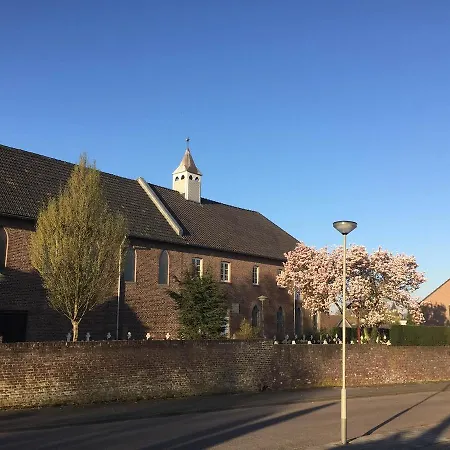 Bed & Breakfast - Eetcafe - Riekelt 3*