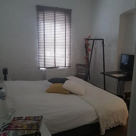 - Eetcafe - Riekelt Отель типа 